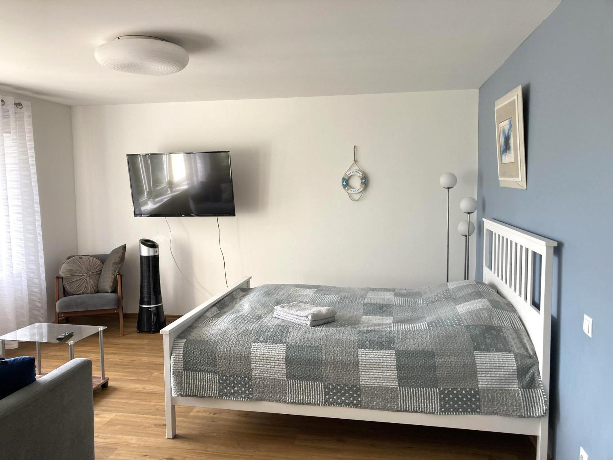 Beach Studio Apartment *